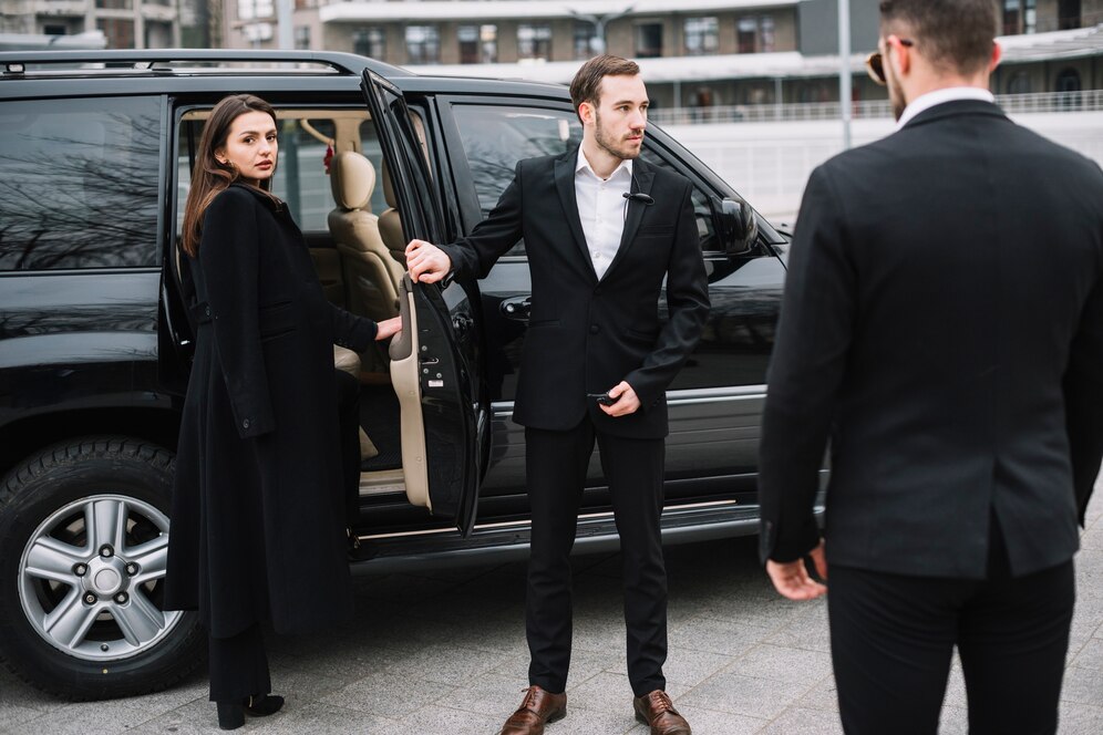 Exploring the Roles and Responsibilities Of A Chauffeur